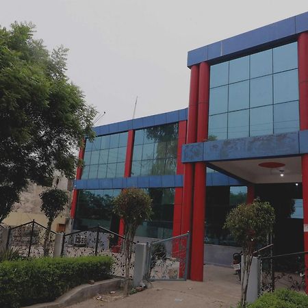 Hotel O Mulaqat Dadri Exterior photo